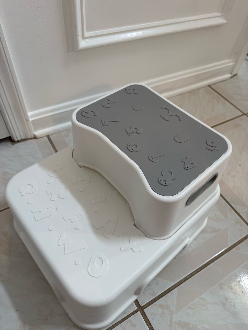 White Two-Step Plastic Kids Stool with Gray Top - Like New - Picture 2 of 3